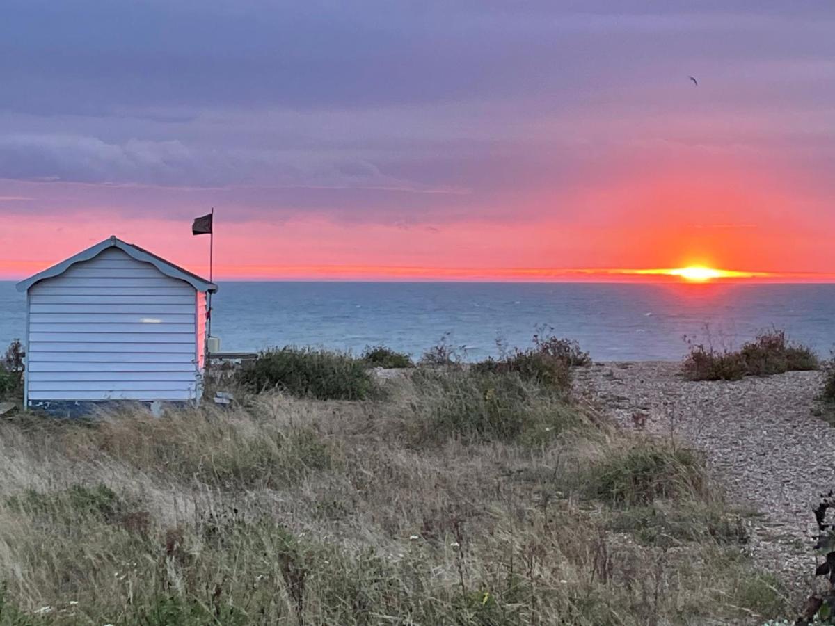 Fab Stay Uk - Coastal And Country Retreat With Free Secure Off Road Parking Minutes From Both Dover And Deal Buitenkant foto