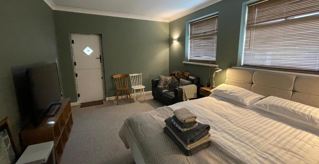 Fab Stay Uk - Coastal And Country Retreat With Free Secure Off Road Parking Minutes From Both Dover And Deal Buitenkant foto